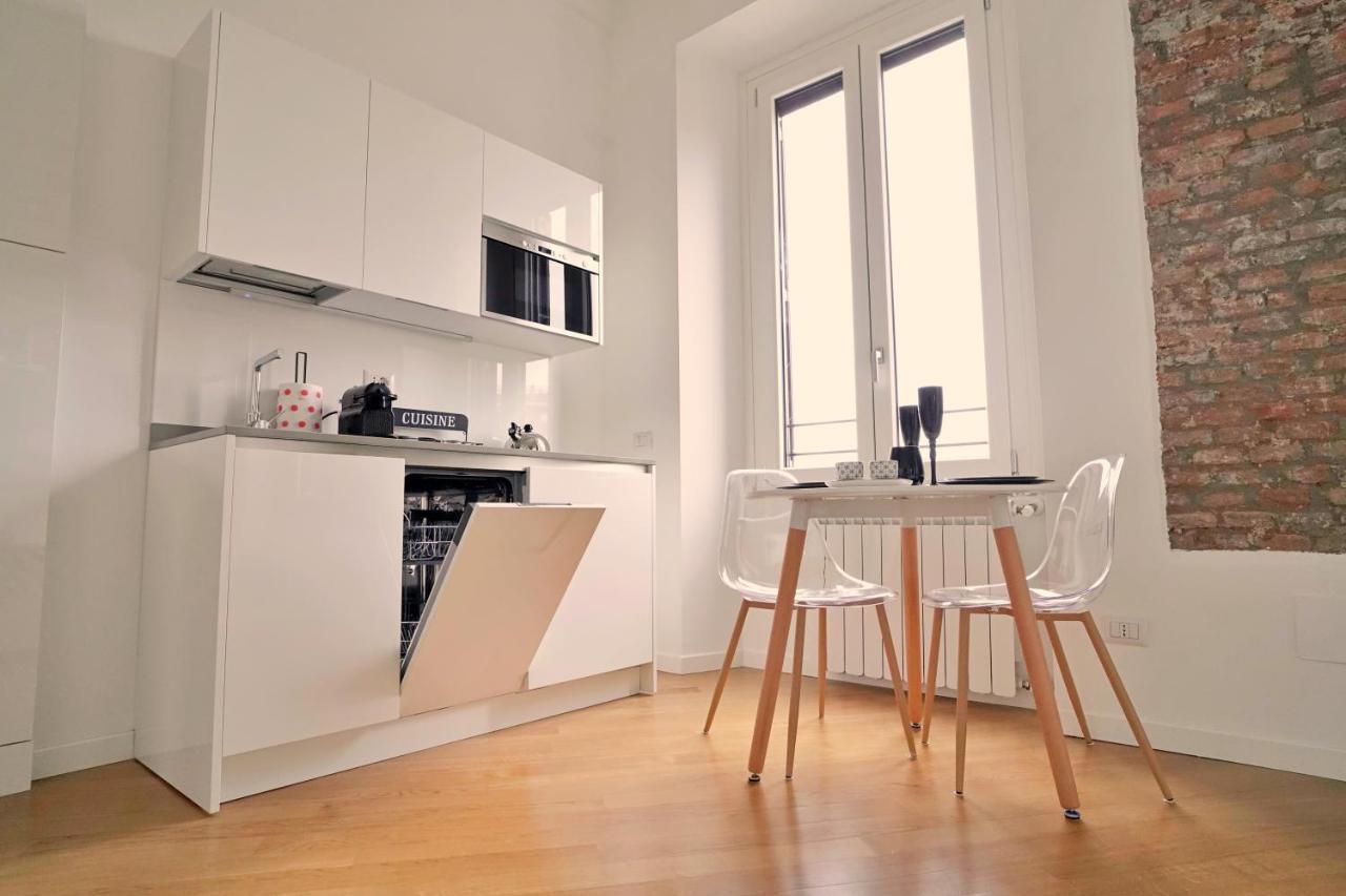 P&D Apartments Darsena Milan Exterior photo